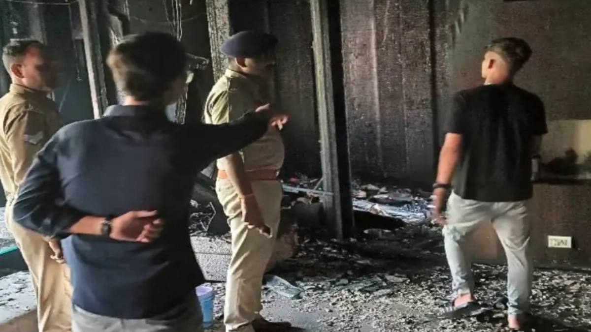 दिवाली का ‘दीया’ बना काल: घर लगी भीषण आग, दंपति समेत 3 की मौत, जानिए कैसे भड़की आग…