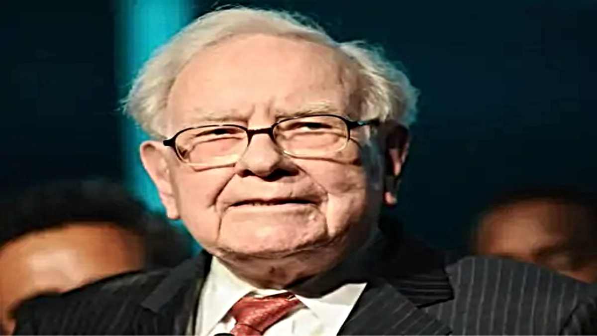 Warren Buffett Sells Stake: वॉरेन बफे ने एपल को बेची अपनी हिस्सेदारी, जानिए कितने लाख करोड़ है कैश स्टॉक…