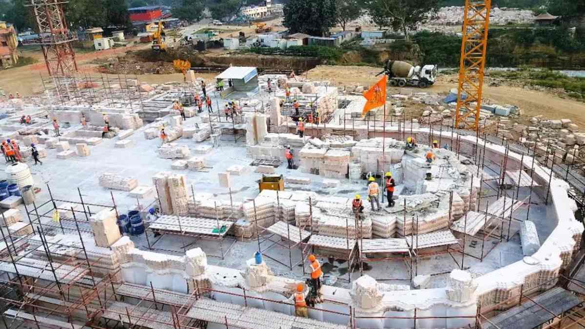 रामलला मंदिर निर्माण में फिर सामने आई गड़बड़ी ? प्रथम तल में लगाए जा रहे पत्थरों की गुणवत्ता खराब, निर्माण समिति ने कही ये बात