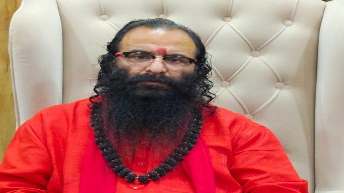 Maha Kumbh 2025 : अखाड़ा परिषद में दो फाड़, मारपीट के बाद दोनों तरफ से FIR के लिए दिया गया आवेदन, इधर स्नान के क्रम को लेकर भी नहीं बन रहा तालमेल