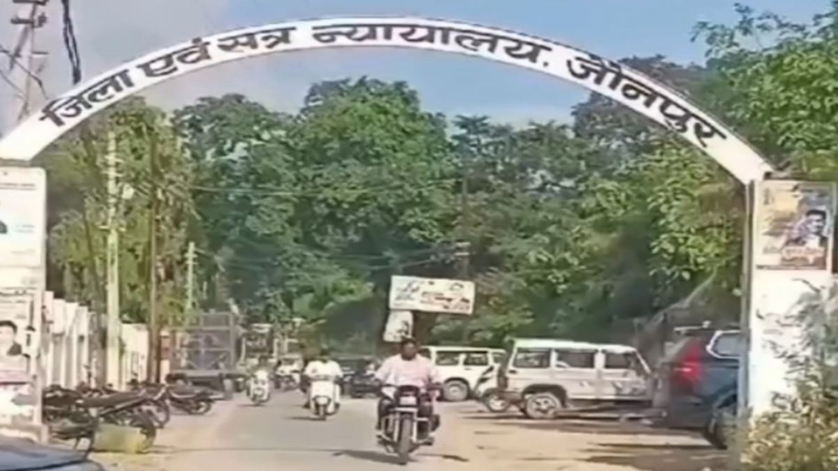 जालसाजी मामले में पूर्व सांसद हरिवंश, विधायक रमेश सिंह समेत 3 को कोर्ट ने किया तलब, पड़ोस की जमीन मिलाकर मालिक को ही बेचने का है आरोप