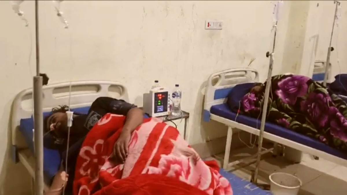 ‘दावत’ बनी मुसीबतः खाने खाते 100 से अधिक लोगों का हाल-बेहाल, मच गया हड़कंप, फिर…