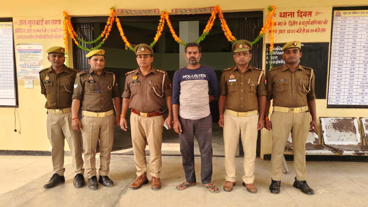 इसकी टोपी उसके सिर… दूसरे की जमीन को अपना बताकर बेचा, लाखों रुपये हड़पे, फिर पुलिस से बचने करता रहा उपाय, आखिर में…
