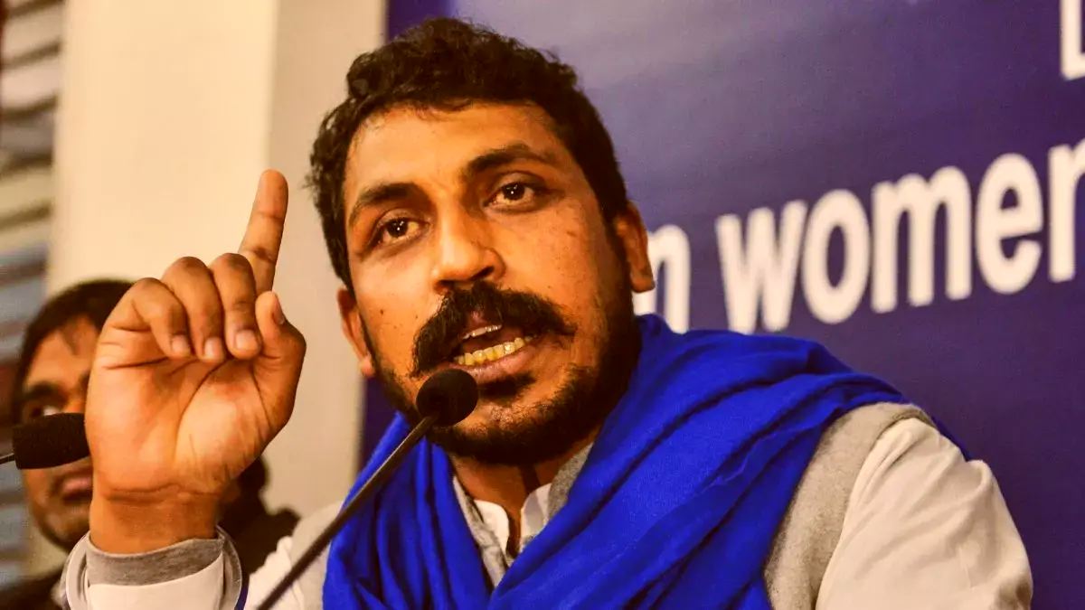 ‘ये भाजपा सरकार को जोरदार तमाचा है’…’बुलडोज़र कार्रवाई’ के फैसले पर सांसद चन्द्रशेखर आजाद का बड़ा बयान