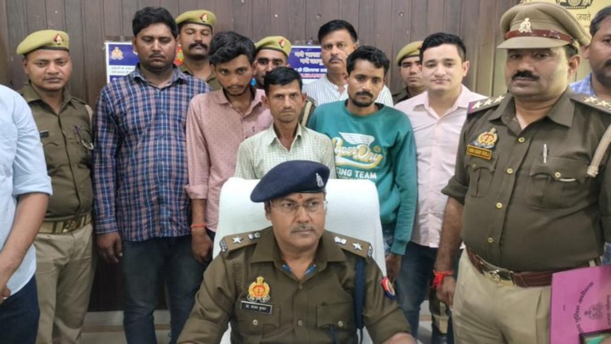 नकली नोट का गोरखधंधा: 4 शातिर 1 लाख 40 हजार फर्जी करेंसी के साथ धराए, जानिए कैसे चढ़े पुलिस के हत्थे