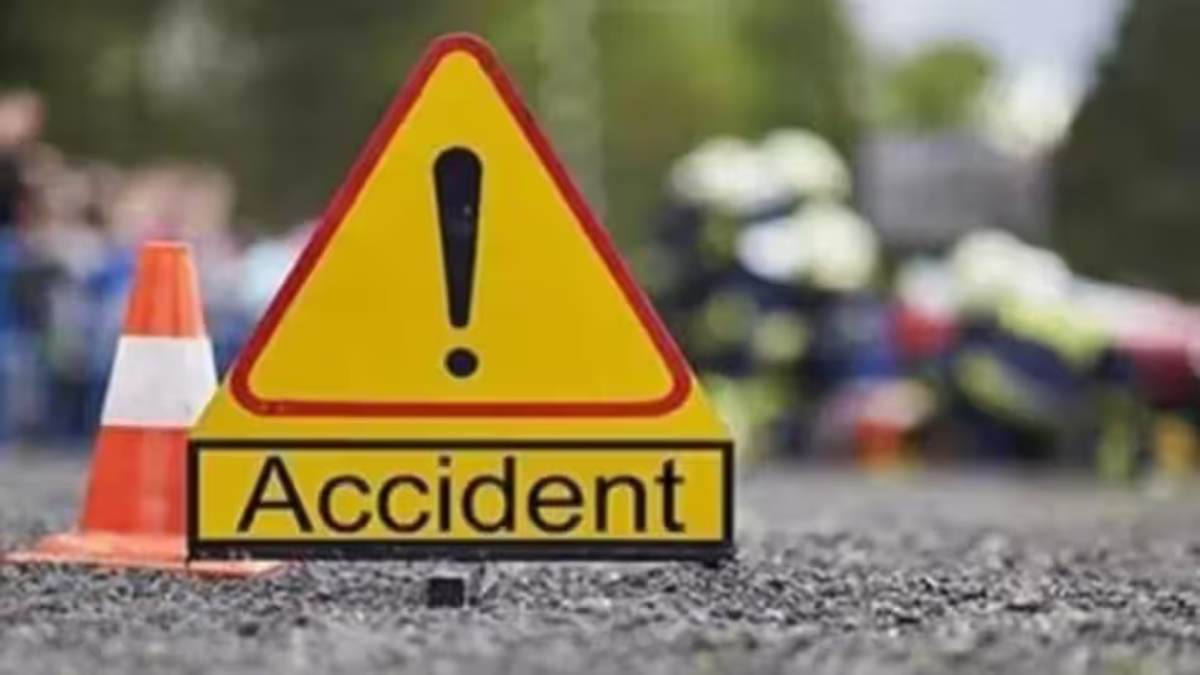 सड़क पर मौत का तांडवः अज्ञात वाहन ने 3 बाइक सवार युवकों को रौंदा, 2 की मौके पर चली गई जान, 1 को इस हाल में पहुंचाया अस्पताल…