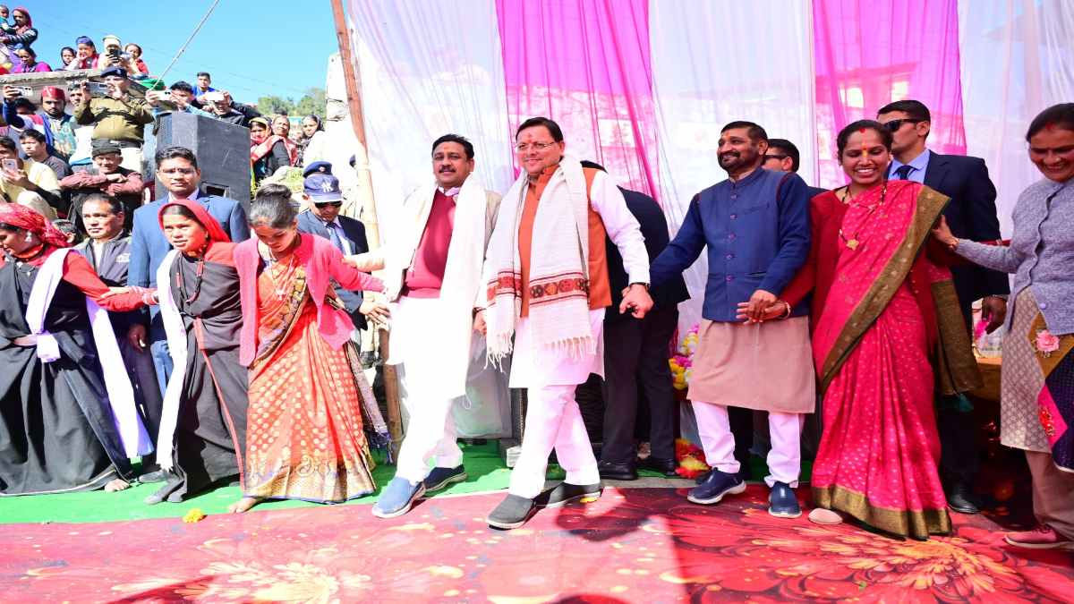 जल्द चमोली के लोगों को मिल सकती है रेल सुविधा, CM धामी ने दी कई सौगातें, कहा- पलायन रोकने किए जा रहे प्रभावी कार्य