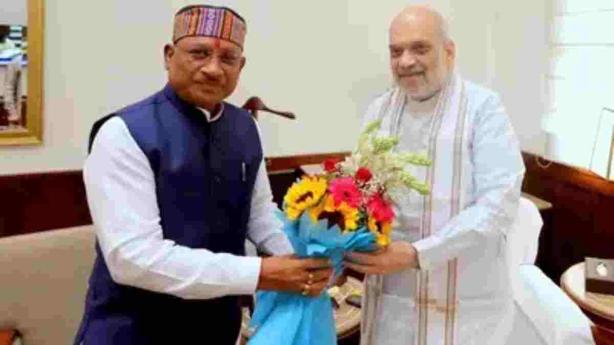 केंद्रीय गृहमंत्री अमित शाह से मिले सीएम : विष्णुदेव साय ने कहा – हमारी सरकार 2026 तक नक्सलवाद खत्म करने की दिशा में कर रही काम