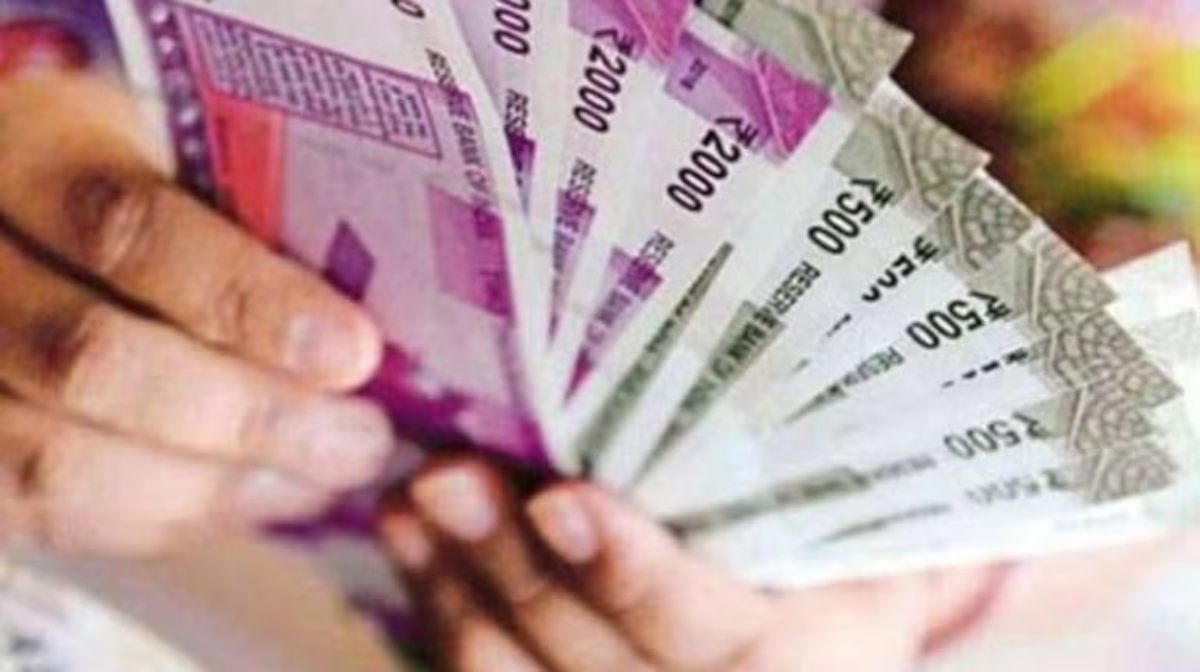 सिर्फ 2500 रुपए इनवेस्ट करके आप भी बन सकते हैं करोड़पति, जानिए कौन सी है ये धमाकेदार स्कीम ?