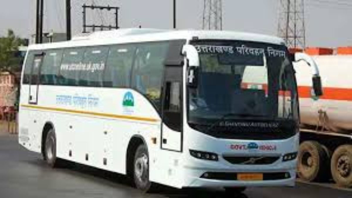 यात्रियों की यात्रा होगी सुगम: उत्तराखंड रोडवेज को मिलेगी 200 नई बसें, CM धामी से मिली हरी झंडी