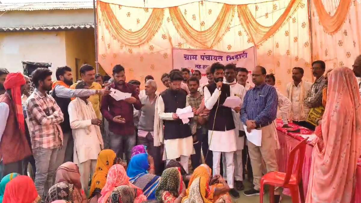 जिला प्रभारी मंत्री जी… ये कैसा विकास! निर्माण कार्य पड़े अधूरे, विकास के नाम पर हो रहा भ्रष्टाचार? अब ग्रामीणों ने खोला मोर्चा