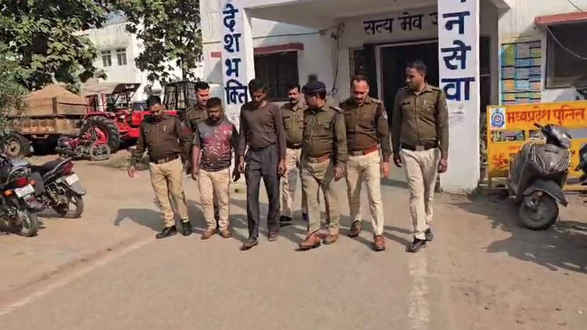 34 लाख की चोरी का खुलासाः व्यापारी का पार्टनर और ड्राइवर निकले मास्टरमाइंड, 100 CCTV फुटेज खंगालने के बाद आरोपी गिरफ्तार