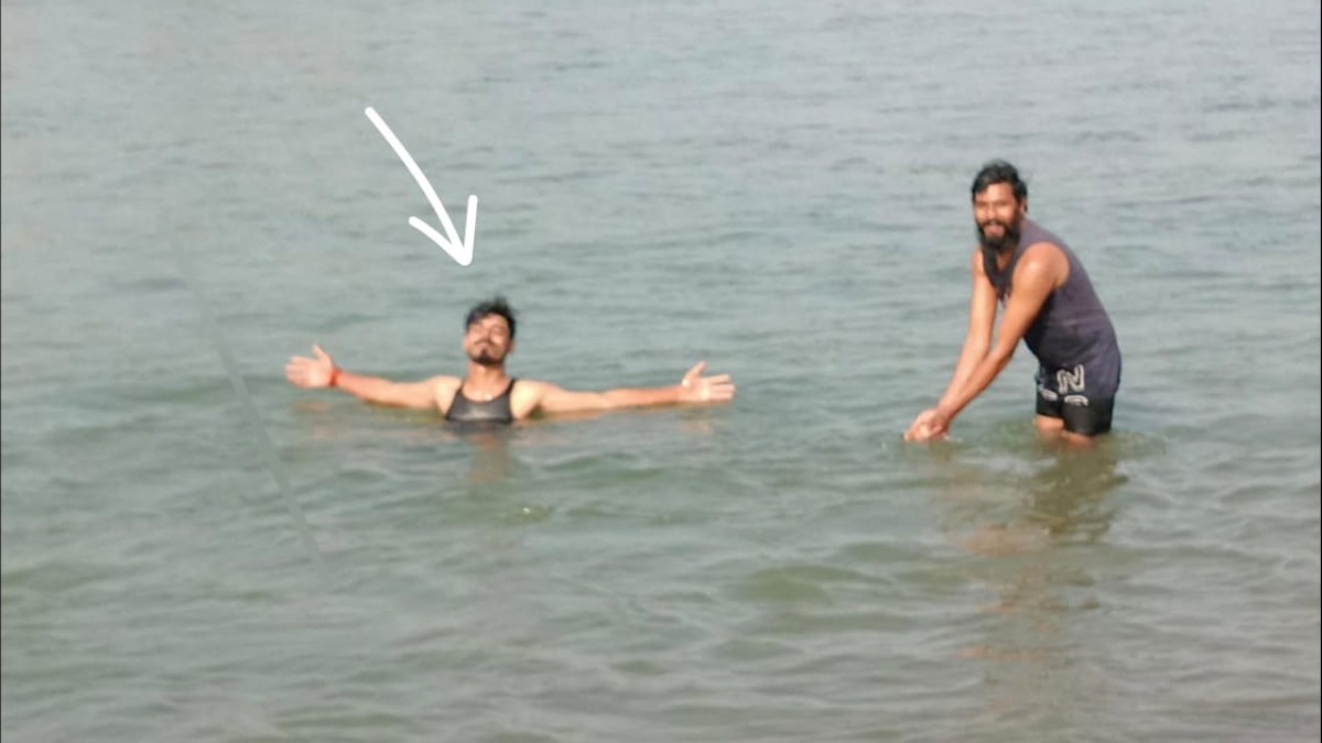 दोस्तों से कहा ‘एक आखिरी फोटो ले लो’… पिकनिक मनाने के दौरान हसदेव नदी में डूबा टेलीकॉम इंजीनियर, 24 घंटे बाद भी नहीं बरामद हुआ शव