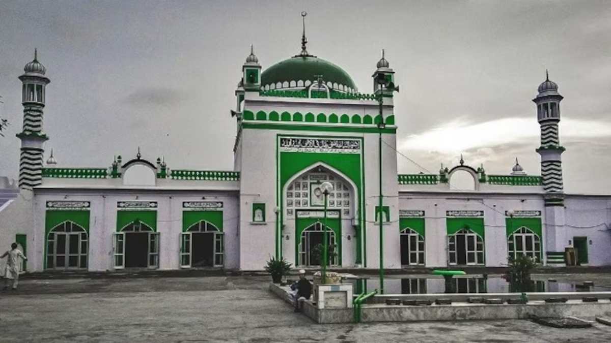 संभल में मस्जिद नहीं मंदिर था! हरिहर मंदिर को तोड़कर बनाई गई थी शाही जामा मस्जिद, सरकारी गजेटियर और एक रिपोर्ट में दावा