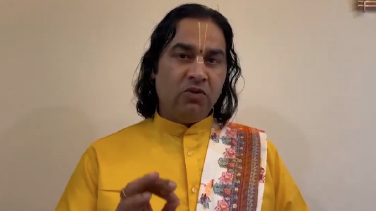 चिन्मय कृष्ण दास की गिरफ्तारी को लेकर देवकीनंदन ठाकुर ने कहा- ‘एक हो जाओ’ कहा तो जेल में डाल दिया, हिंदुओं को जागना होगा