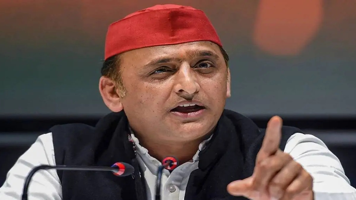 जैन समाज के पूजा स्थलों और तीर्थों को कुछ बहुसंख्यक प्रभुत्ववादी लोग लगातार अपने कब्जे में लेते जा रहे हैं- अखिलेश