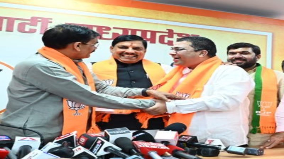 आईएएस नियाज खान का बीजेपी नेता ने किया समर्थनः सैय्यद जफर बोले- तीन तलाक कानून मुस्लिम महिलाओं को पीएम मोदी का तोहफा, यह 100 फीसदी सत्य