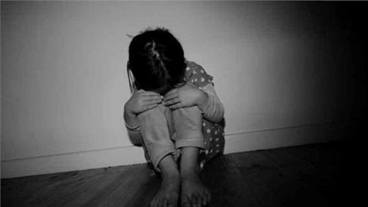 Rajasthan Crime: अलवर में सात साल की बच्ची के साथ घिनौनी हरकत, आरोपी गिरफ्तार…