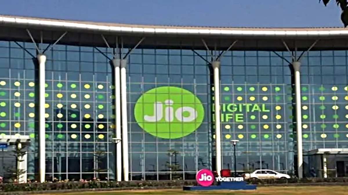 Reliance Jio IPO Launch Date: अभी आईपीओ लाने के मूड में नहीं है कंपनी, जानिए कब हो सकती है बाजार में एंट्री…