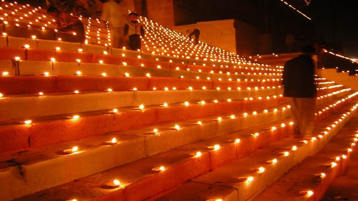 ‘गंगा दीपोत्सव’: 3 लाख दीये से जगमगाएंगे हरिद्वार के 52 घाट, CM धामी होंगे शामिल
