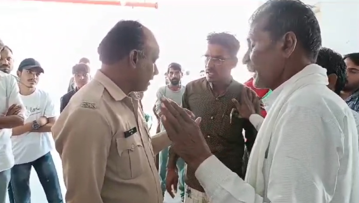 पैर के ऑपरेशन के दौरान महिला की मौत, परिजनों ने जमकर किया हंगामा, डॉक्टर पर लगाए गंभीर आरोप