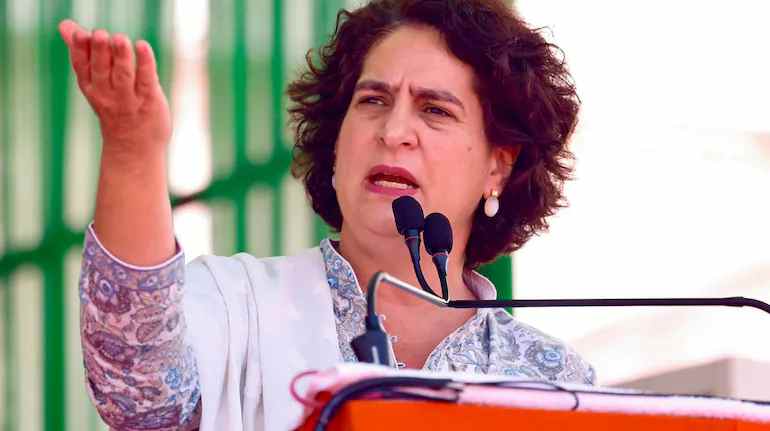 खाद के लिए दर-दर भटक रहे किसान… प्रियंका ने BJP पर बोला तीखा हमला