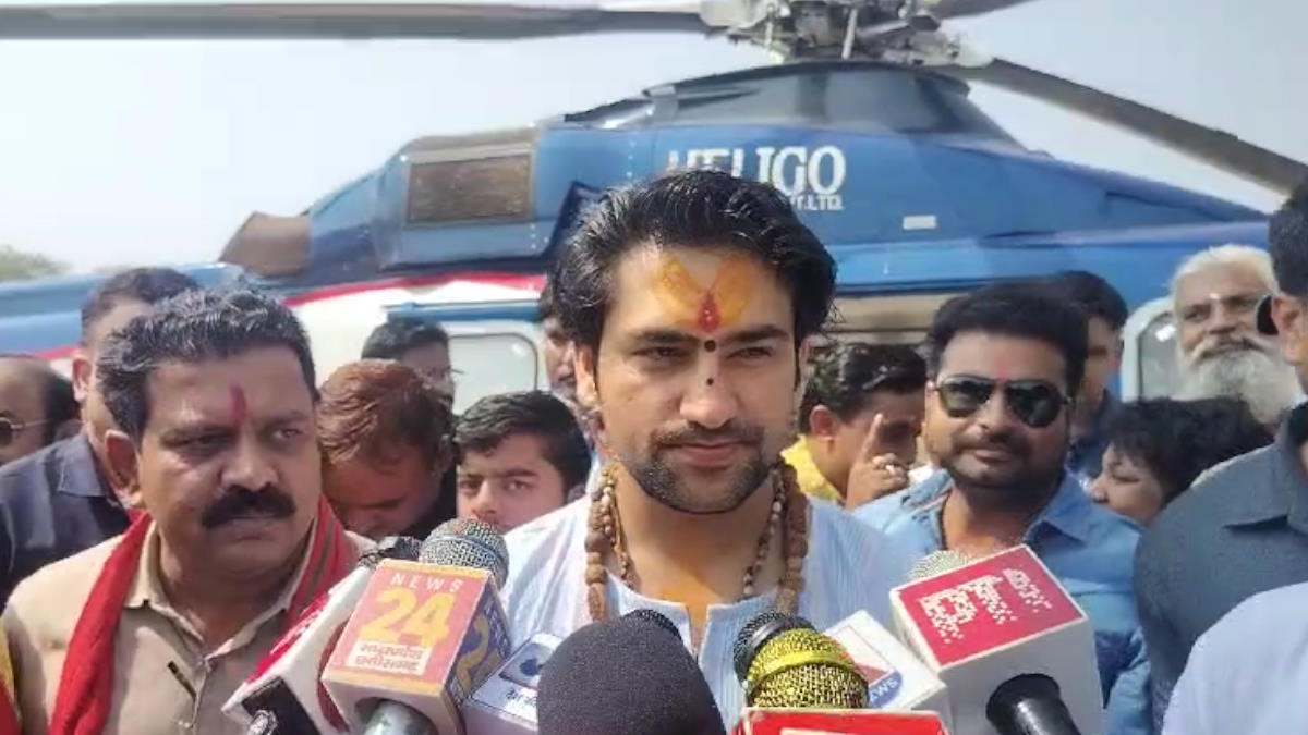 पंडित धीरेंद्र शास्त्री ने महाकुंभ में गैर हिन्दुओं को दुकान नहीं देने का किया समर्थन, कहा- जिनका राम से कोई काम नहीं, उन्हें राम के काम से क्या काम…