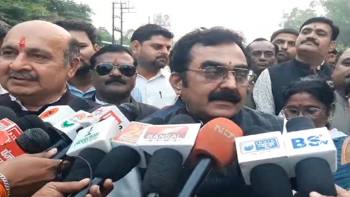 जबलपुर भर रहा विकास की उड़ान: PWD मंत्री ने 1600 करोड़ की लागत से बने फ्लाईओवर की दी सौगात, दूसरे Flyover की कर दी घोषणा