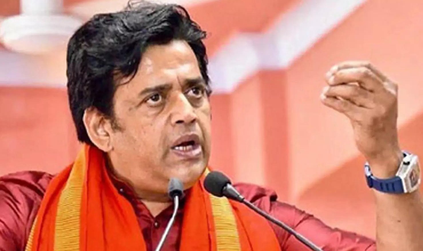 ‘ये अजीब अनपढ़ों वाली बात करते हैं’, महाविकास अघाड़ी की हार पर सांसद रवि किशन का बड़ा बयान, जानिए क्या कहा ?