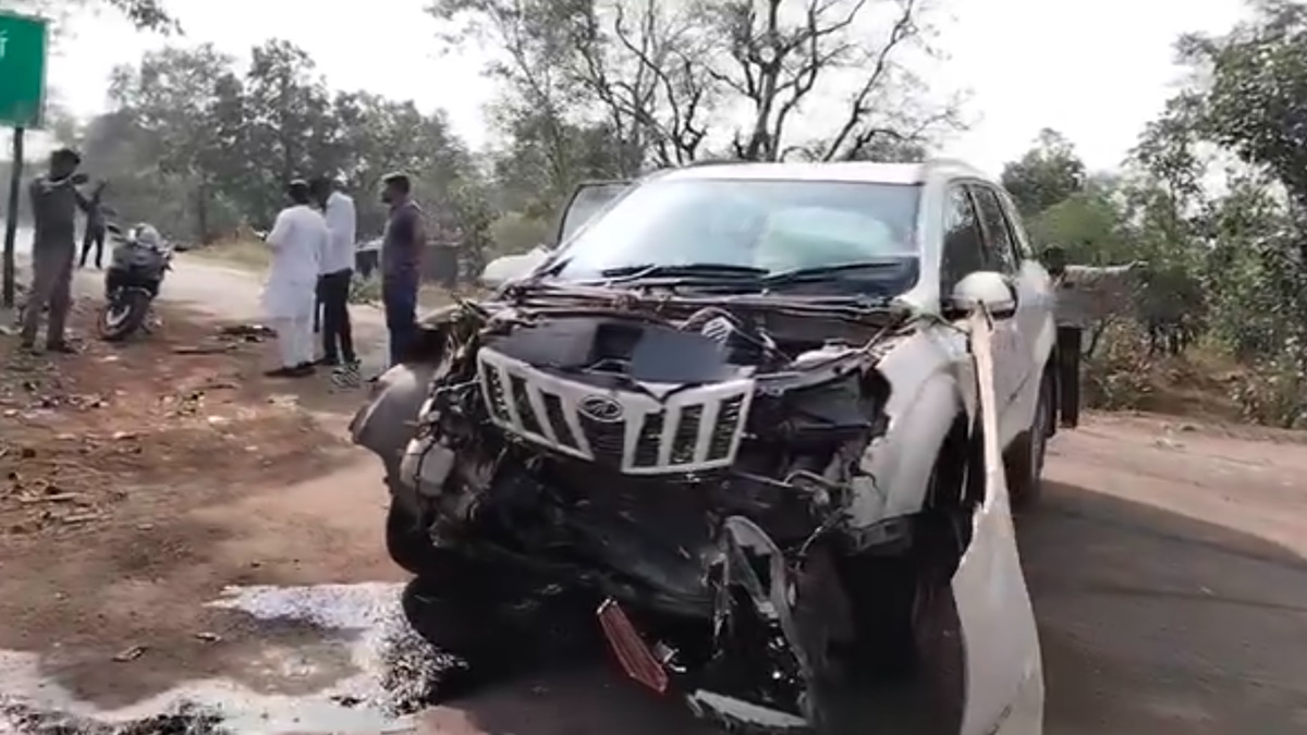 कांग्रेस नेता की कार को ट्रक ने मारी टक्कर, विजयपुर उपचुनाव का प्रचार करने जा रहे थे, 3 लोग अस्पताल में भर्ती