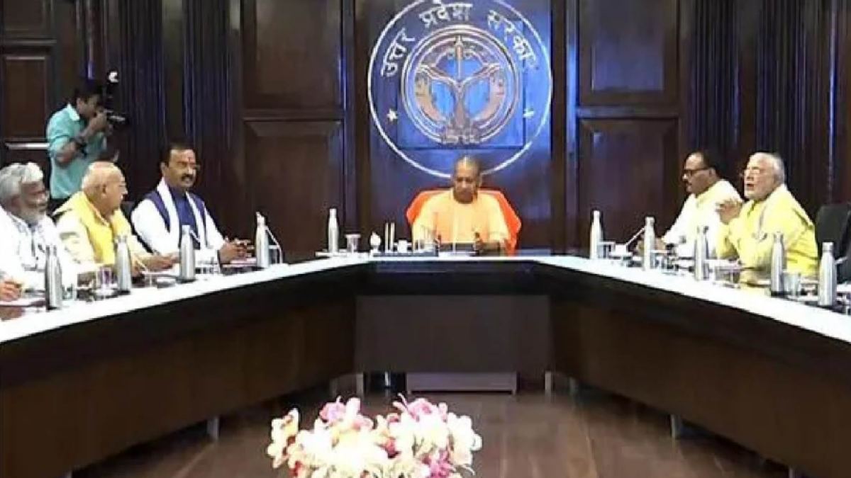 उपचुनाव के बाद बदल जाएगी यूपी सरकार की तस्वीर! संगठन के मुखिया समेत मंत्रियों में होगा फेरबदल, जमीनी नेताओं के खुल सकते हैं भाग्य