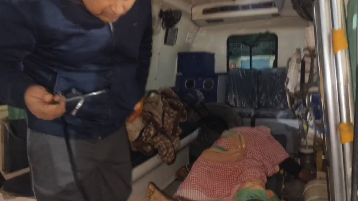 Katihar News: कटिहार में बेखौफ बदमाशों ने घर में घुसकर की महिला की हत्या, जांच पड़ताल में जुटी पुलिस