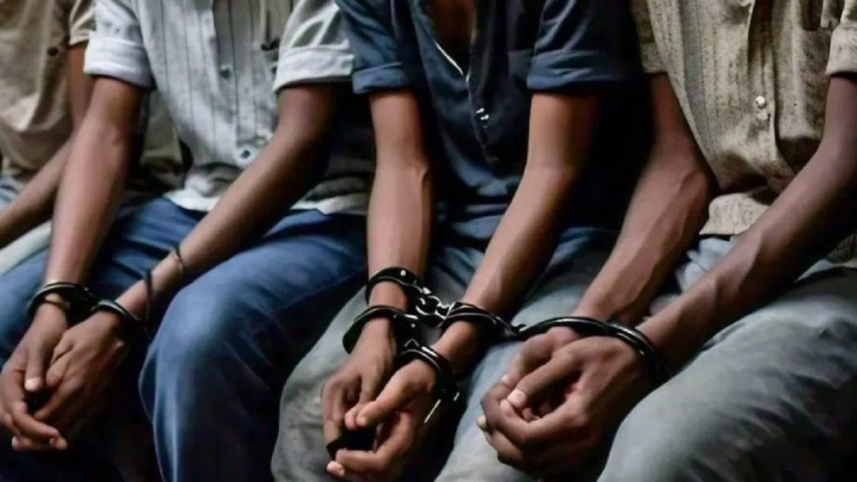 Delhi Police: दिल्ली के 52 नाबालिग ट्रेंड अपराधी, 11 के खिलाफ वयस्कों की तरह चलेगा मुकदमा