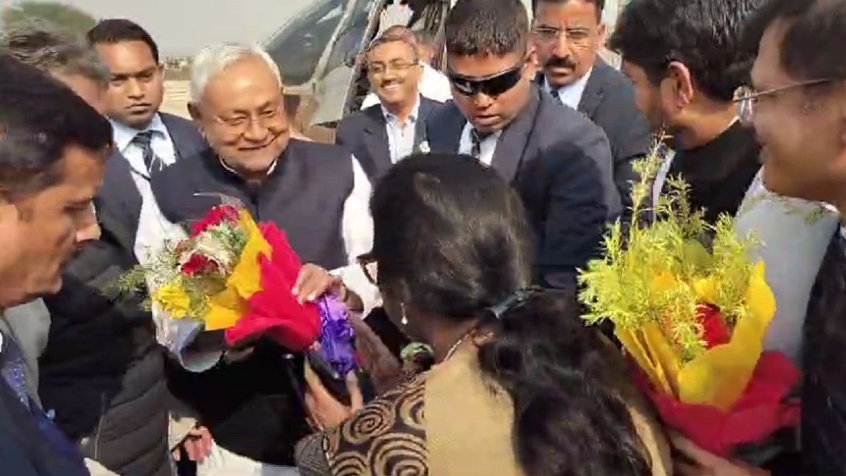 सीएम नीतीश के कार्यक्रम में जिला अध्यक्ष का हुआ अपमान, गोपालगंज में सुधा डेयरी प्लांट का शिलान्यास करने पहुंचे थे मुख्यमंत्री
