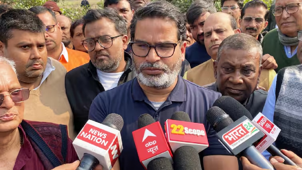 जानें क्यों सुबह-सुबह प्रशांत किशोर के घर पहुंची पटना पुलिस? PK ने कहा- ढाई साल से यात्रा कर रहा हूं, लेकिन कभी भी…