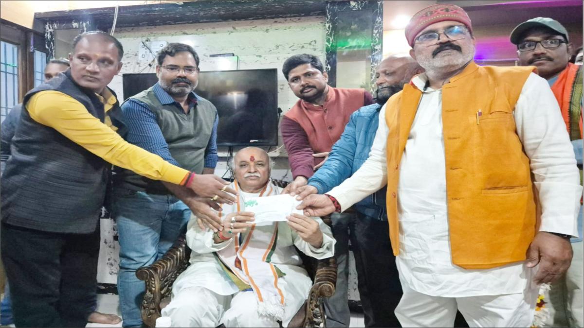 जो बंटेगा, वो घटेगा और फिर मिटेगा, एक रहोगे तो मजबूत रहोगे- प्रवीण तोगड़िया