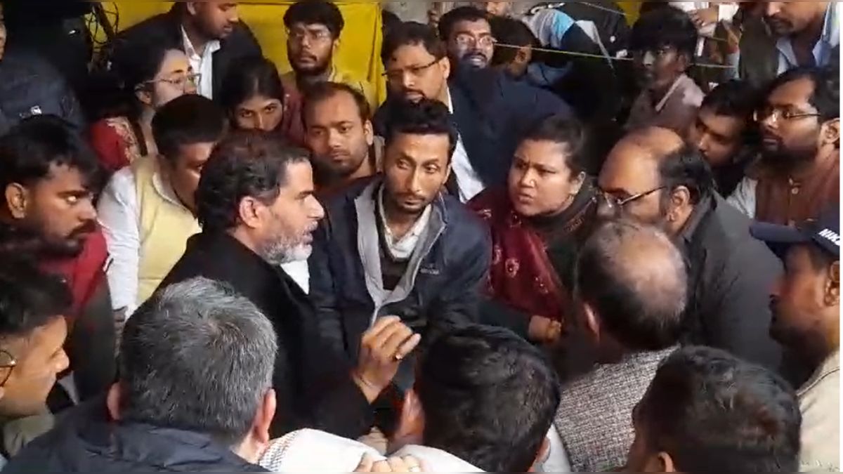 पटना में कुछ बड़ा होने वाला है! अभ्यर्थियों का साथ देने फिर से गर्दनीबाग पहुंचे प्रशांत किशोर ने किया ये बड़ा ऐलान