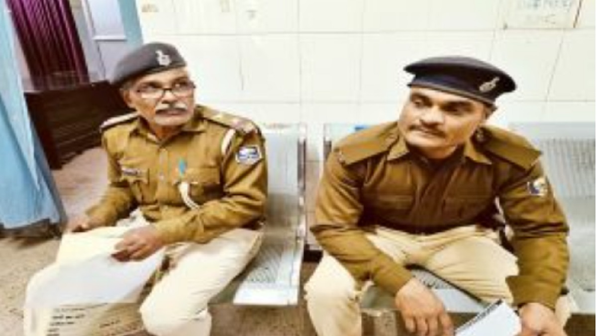 चोर-चोर हल्ला कर पुलिस को ही पीट दिया… बिहार के किशनगंज में अपहरण हुई लड़की को छुड़ाने गई पुलिस टीम पर हमला
