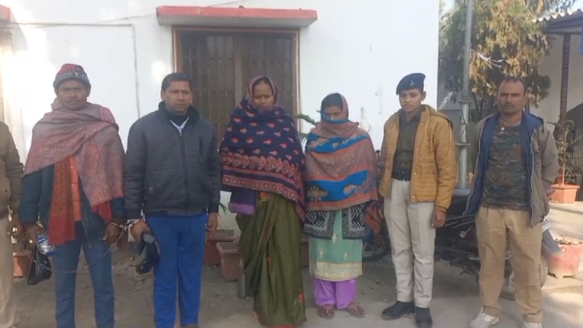 नए साल पर करनी थी शराब की डिलीवरी, उससे पहले पुलिस ने बिगाड़ दिया खेल, पूर्व जिला परिषद की बेटी समेत 3 लोग गिरफ्तार