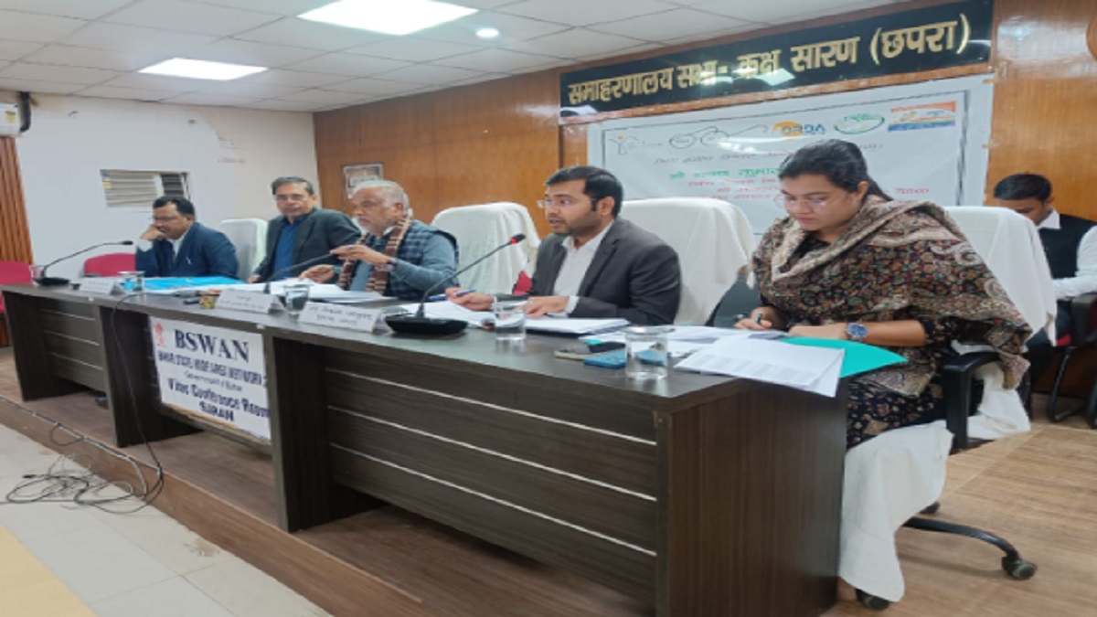 अतिक्रमण मुक्त होंगे गांव के तालाब और कुएं, ग्रामीण विकास योजना की समीक्षा बैठक में मंत्री श्रवण कुमार ने दिए कई महत्वपूर्ण निर्देश
