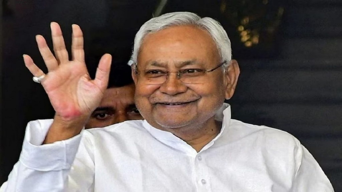 दिल्ली दौरे से पहले बिहार सरकार ने लिए ये बड़े फैसले, जो नीतीश कुमार के पलटी मारने का दे रहे हैं संकेत!