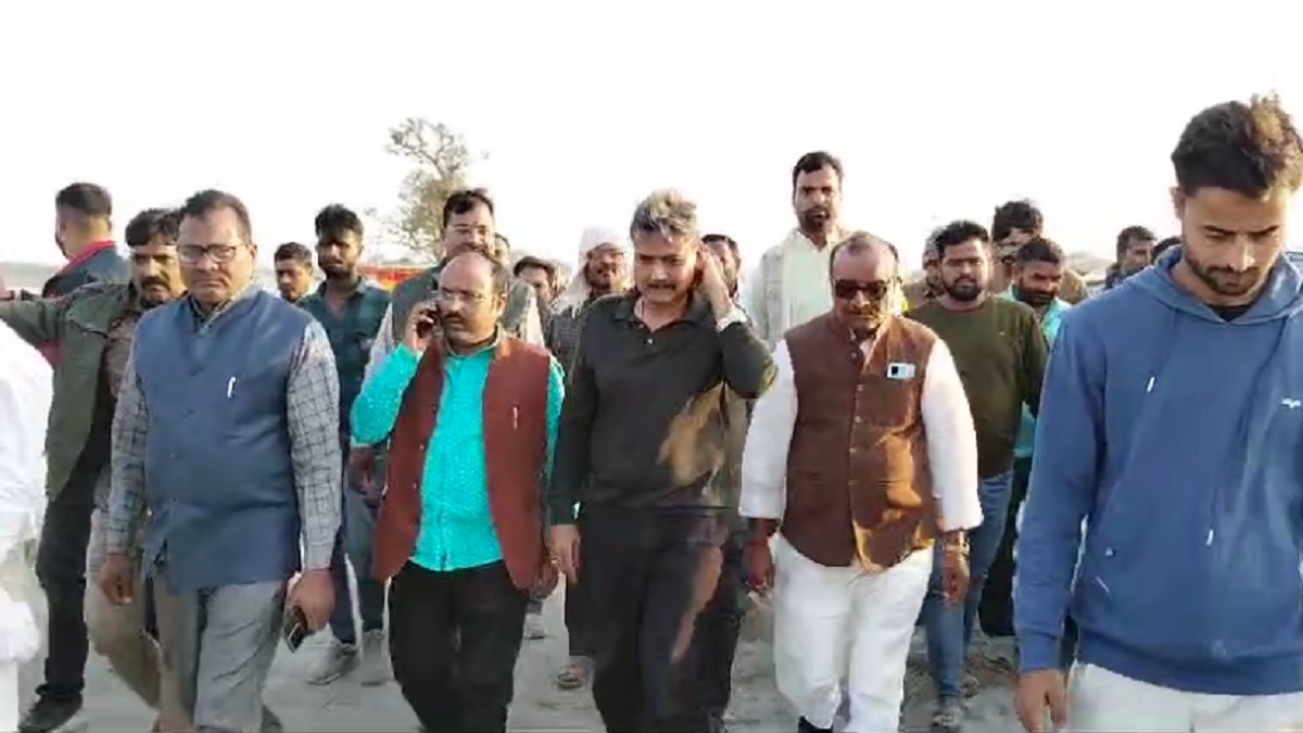 गोपालगंज: आजादी के 76 साल बाद भोरे विधानसभा की मिट्टी पर लगेगा प्लांट, शिक्षा मंत्री ने किया कार्यक्रम स्थल का निरीक्षण