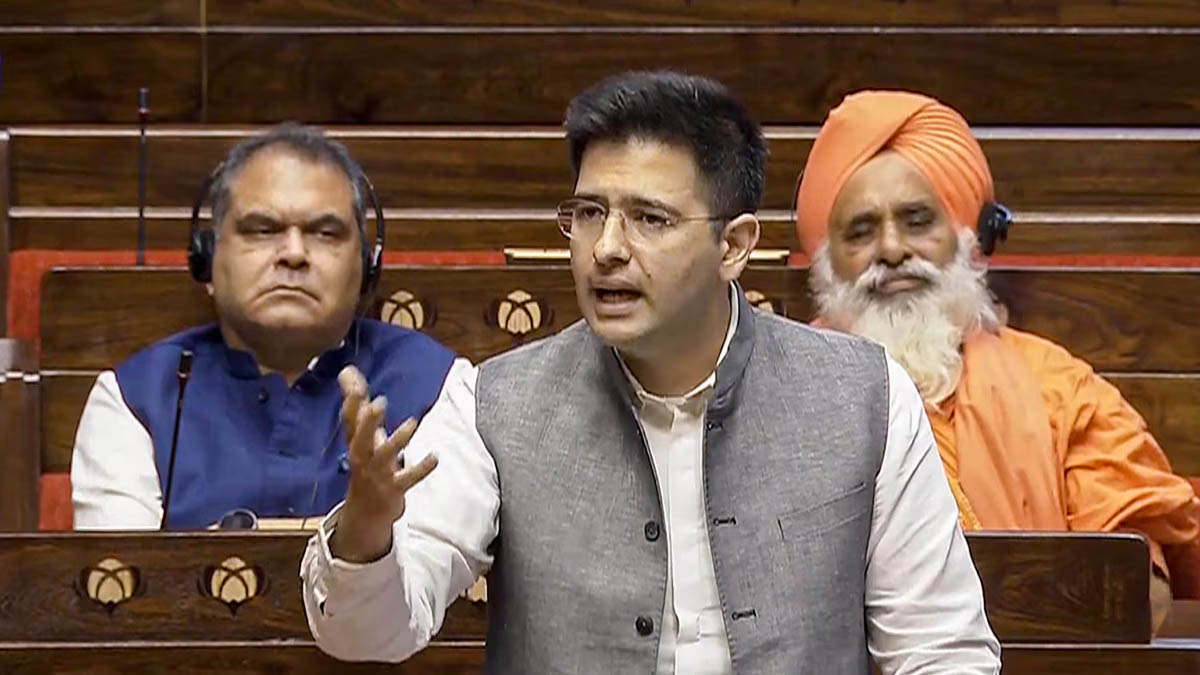 AAP सांसद राघव चड्ढा ने राज्यसभा में उठाया पराली जलाने का मुद्दा, कहा- किसान अपनी इच्छा से पराली…