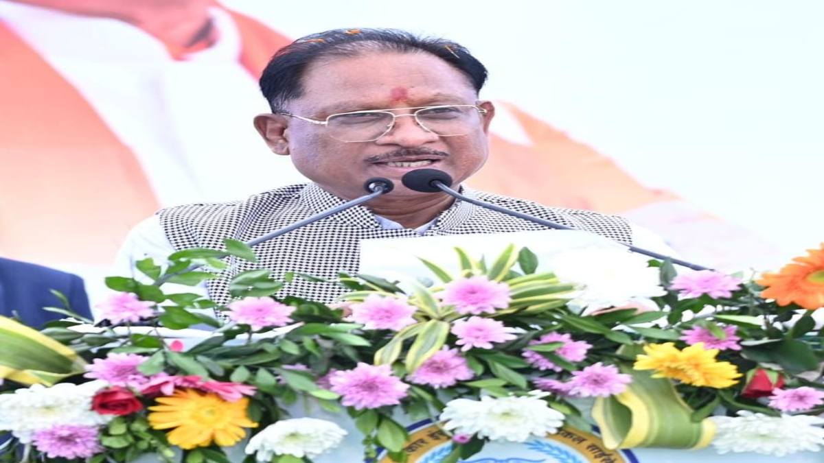 CM साय ने रावतपुरा सरकार इंस्टीट्यूट ऑफ मेडिकल साइंसेस के नए भवन का किया लोकार्पण, कहा- दिल्ली में मेरा सांसद आवास कहलाता था मिनी एम्स…