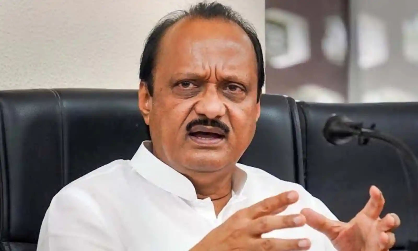 महाराष्ट्र के डिप्टी सीएम अजित पवार को बेनामी संपत्ति मामले में क्लीन चिट, आयकर विभाग लौटाएगा करोड़ों की प्रॉपर्टी