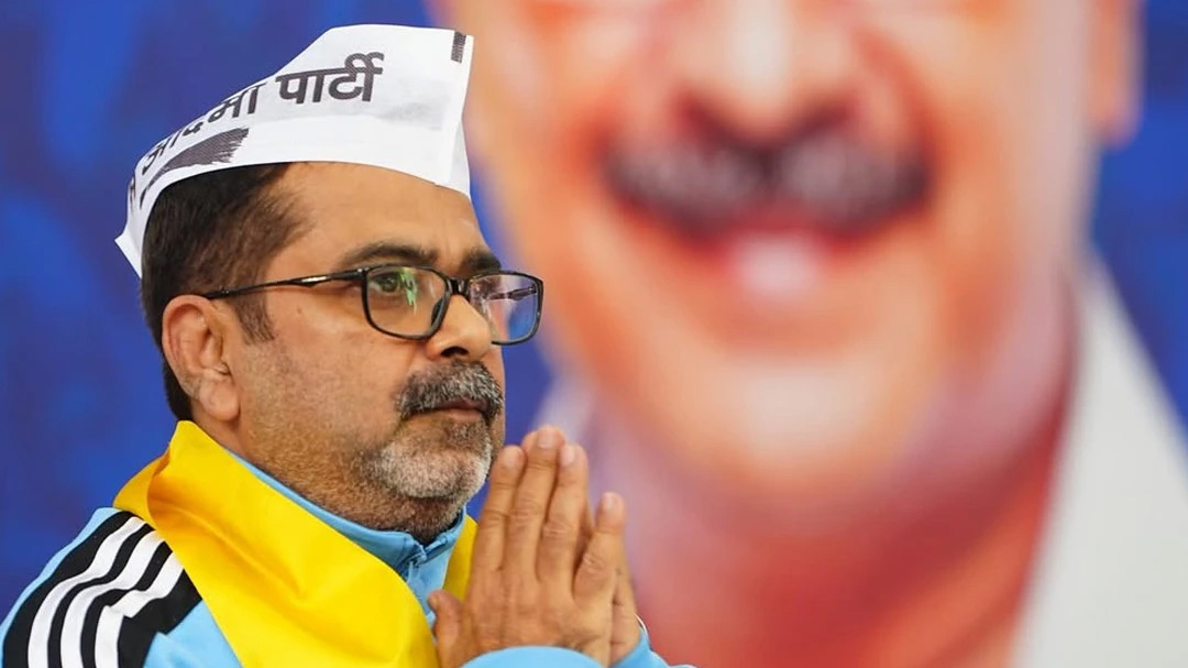 अवध ओझा ने भगवान राम से की अरविंद केजरीवाल की तुलना;‘राजा को महल में ही रहना होता है..’Video Viral