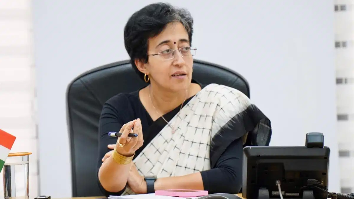 Delhi Cabinet Expansion: दिल्ली विधानसभा चुनाव से पहले CM आतिशी आज करेंगी कैबिनेट विस्तार, ये नेता बनेंगे मंत्री