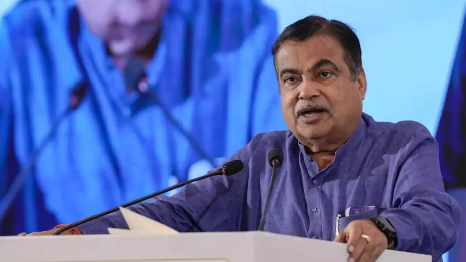 नितिन गडकरी ने चुनाव से पहले मुफ्त और कैश की स्कीमों पर केजरीवाल का नाम लेकर, कहा- हमको भी लगता है कि केजरीवाल बोलते हैं….