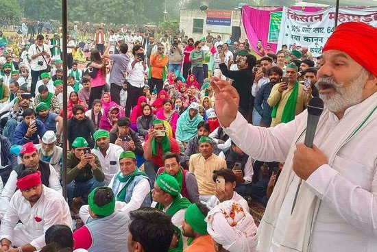 किसानों ने फिर भरी हुंकार, 30 को यमुना एक्सप्रेसवे पर महापंचायत का ऐलान; राकेश टिकैत हो सकते हैं शामिल
