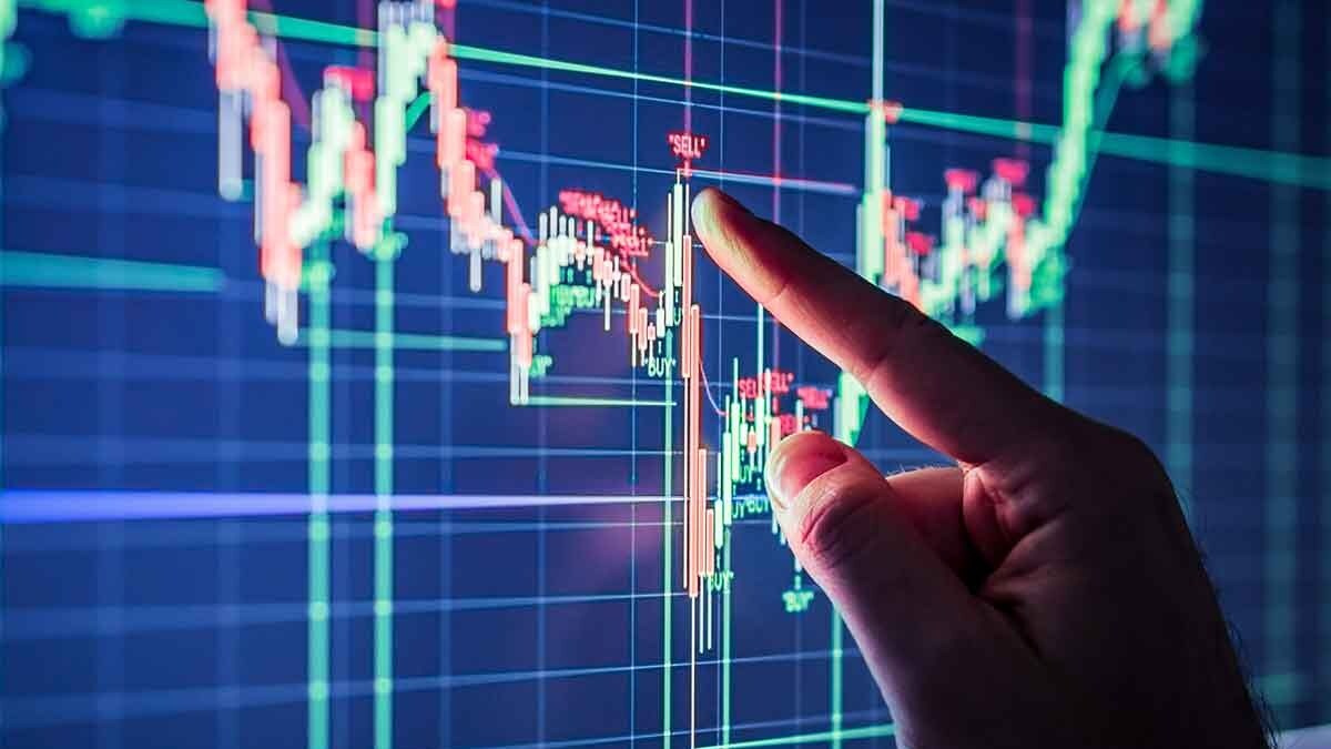 Share Market Invetment Tips: ये शेयर चमका देगा पोर्टफोलियो, खरीदते ही रॉकेट बन सकते हैं शेयर, जानिए इस स्टॉक का नाम…